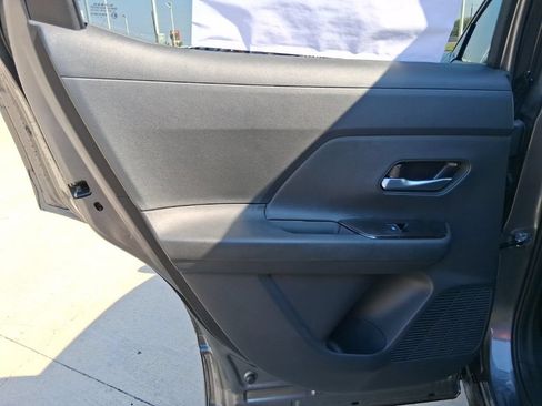 New 2026 Nissan Kicks SR FWD image 26