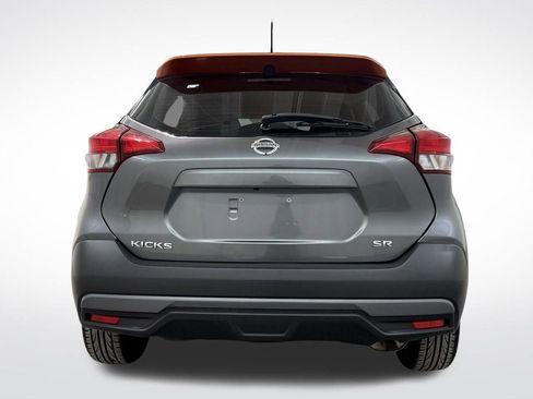 Used 2019 Nissan Kicks SR image 21