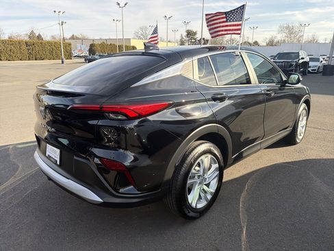 Used 2024 Buick Envista Preferred image 4