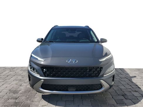 Used 2023 Hyundai Kona Limited FWD image 2