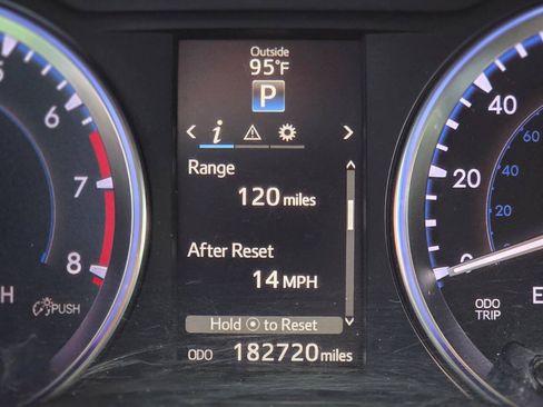 Used 2016 Toyota Highlander XLE FWD image 20