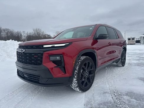 Used 2024 Chevrolet Traverse RS image 7