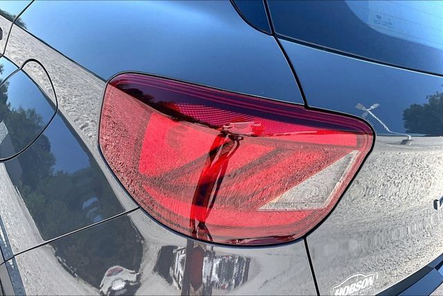 Used 2025 Hyundai Venue SEL FWD image 26