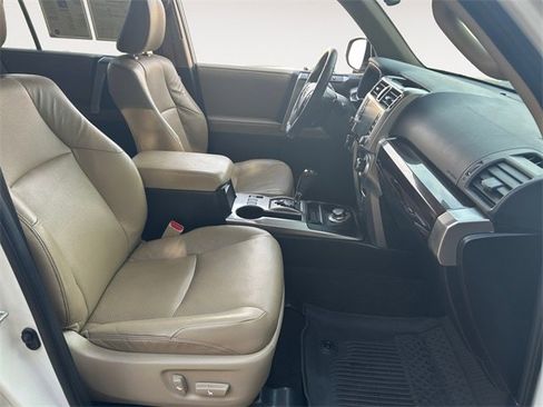 Used 2022 Toyota 4Runner Limited image 15