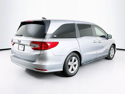 Used 2018 Honda Odyssey EX image 9