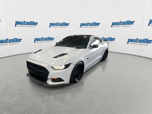Used 2016 Ford Mustang GT Premium w/ Equipment Group 401A RWD image 5