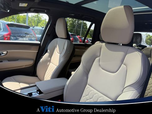 Used 2025 Volvo XC90 B5 Core w/ Climate Package image 13