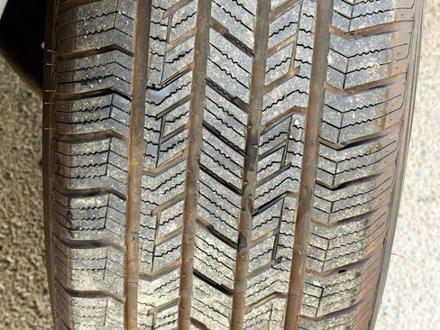 Used 2023 Toyota Highlander XLE image 44