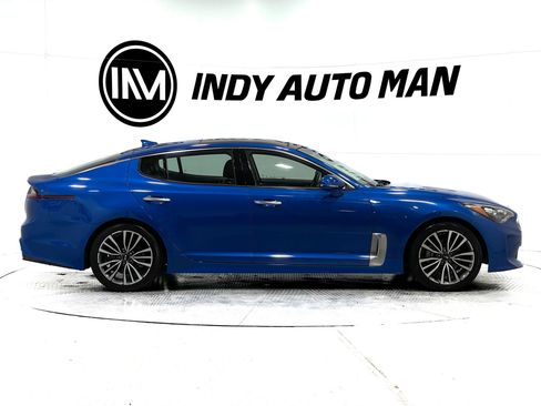 Used 2018 Kia Stinger Premium image 3