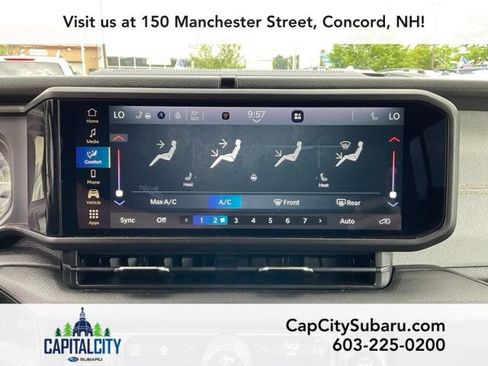Used 2024 Jeep Wrangler Unlimited AWD/4WD image 25