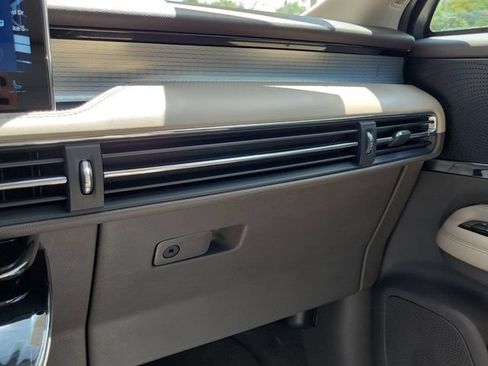 Certified 2023 Lincoln Corsair FWD image 30
