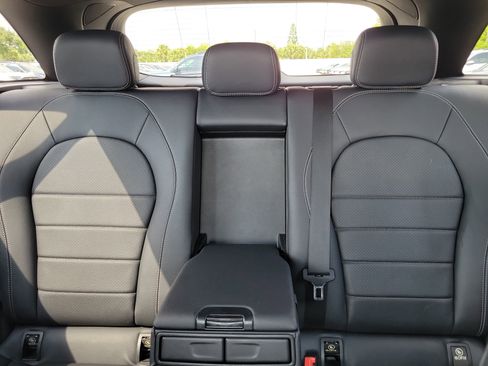Used 2017 Mercedes-Benz GLC 300 4MATIC image 31