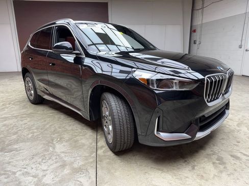 Used 2025 BMW X1 xDrive28i w/ Technology Package AWD/4WD image 8