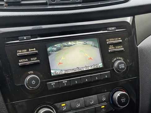 Used 2018 Nissan Rogue Sport S w/ S Appearance Package image 36