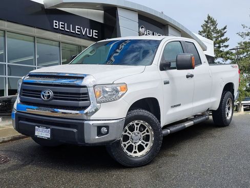 Used 2015 Toyota Tundra SR5 w/ TRD Off Road Package AWD/4WD image 1
