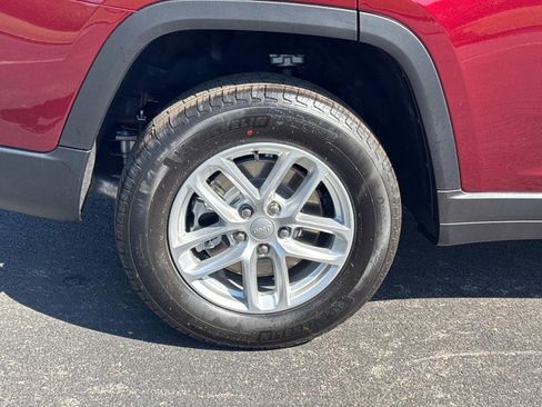 New 2026 Jeep Grand Cherokee L Laredo AWD/4WD image 11