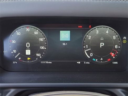 New 2026 Land Rover Defender 110 X-Dynamic SE image 11