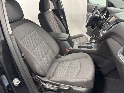 Used 2021 Chevrolet Equinox LT image 18