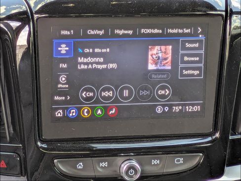 Used 2023 Chevrolet Traverse RS AWD/4WD image 18
