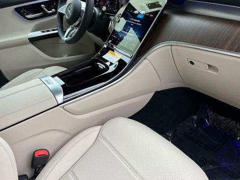 New 2026 Mercedes-Benz GLC 300 4MATIC image 15