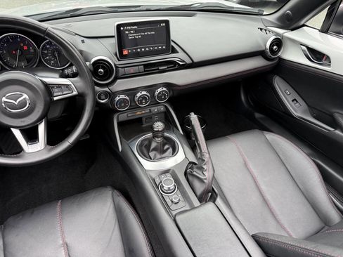 Used 2016 MAZDA MX-5 Miata Grand Touring RWD image 19
