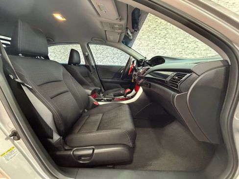 Used 2013 Honda Accord Sport image 9