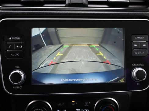 Used 2023 Nissan Leaf S image 21