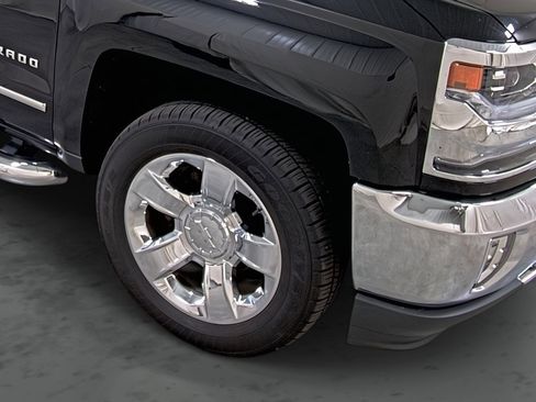 Used 2018 Chevrolet Silverado 1500 LTZ w/ Sport Package image 14