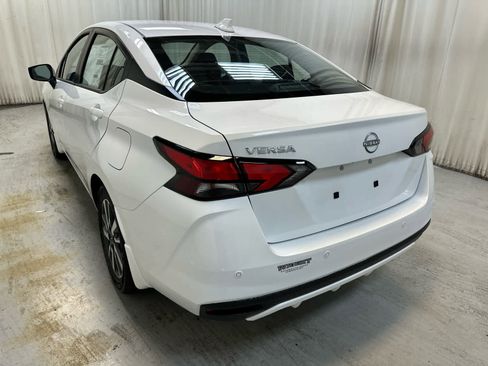 New 2025 Nissan Versa SV w/ Trunk Package image 4