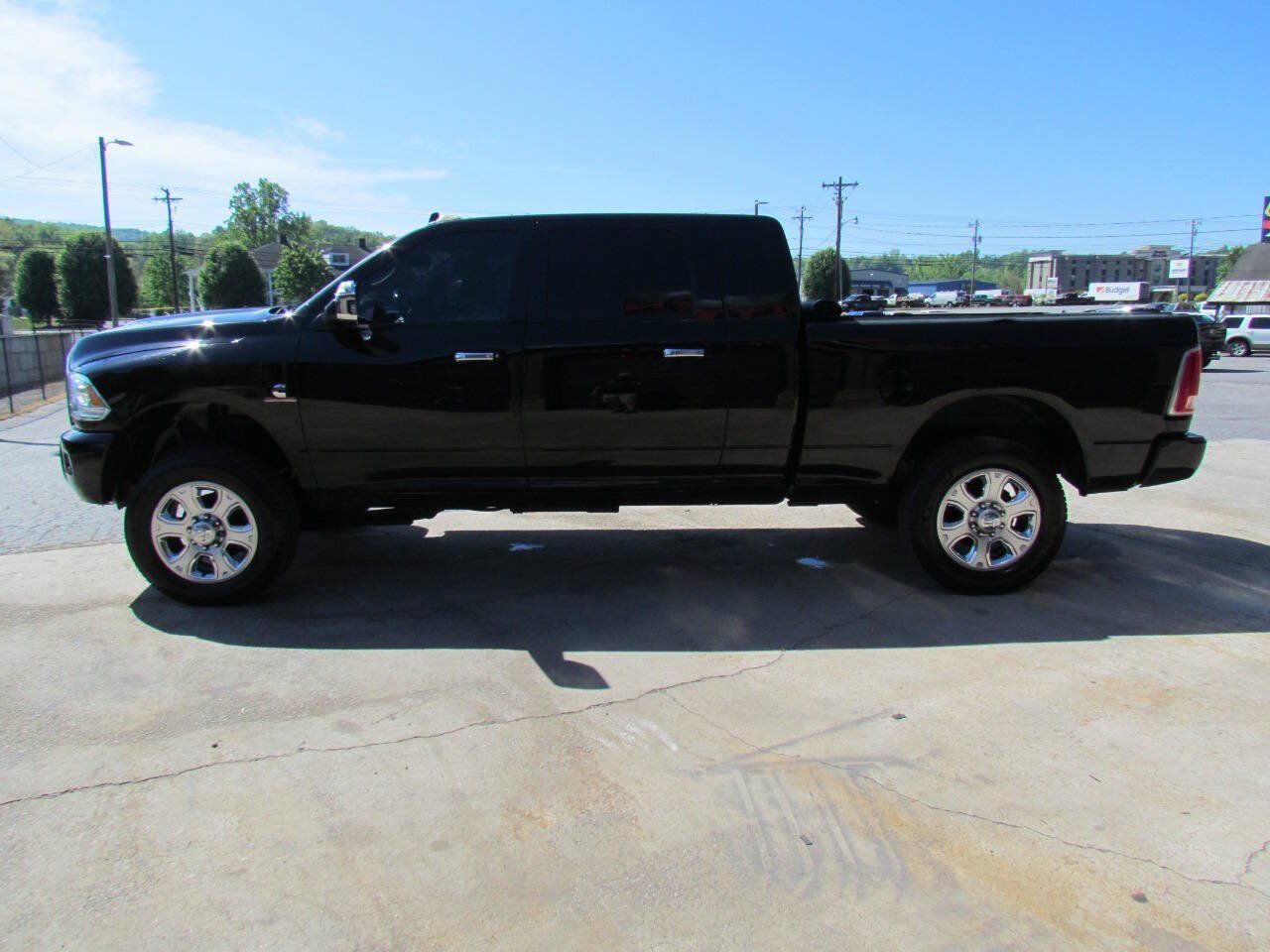 Used 2014 RAM 3500 Laramie Longhorn AWD/4WD image 4