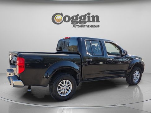 Used 2014 Nissan Frontier SV image 5