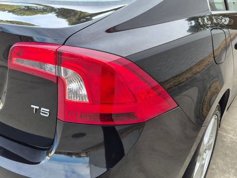 Used 2013 Volvo S60 T5 image 60