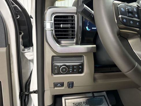 Used 2026 Ford F450 Platinum w/ Platinum Plus Package AWD/4WD image 18