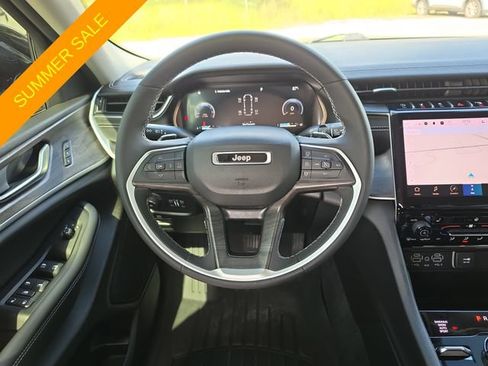 Certified 2023 Jeep Grand Cherokee L Limited w/ Trailer Tow Group (B) AWD/4WD image 10