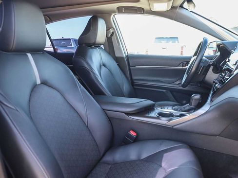 Used 2022 Toyota Camry XSE w/ Carpet Mat Package (TMS) FWD image 16