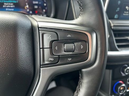 Used 2023 Chevrolet Suburban Premier image 21