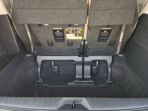Used 2023 Toyota Sienna XLE w/ XLE Plus Package AWD/4WD image 35