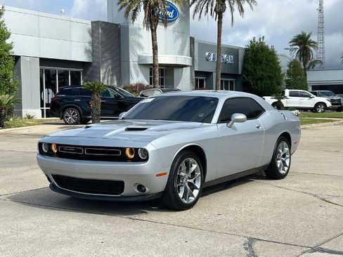 Used 2022 Dodge Challenger SXT w/ Plus Package RWD image 1
