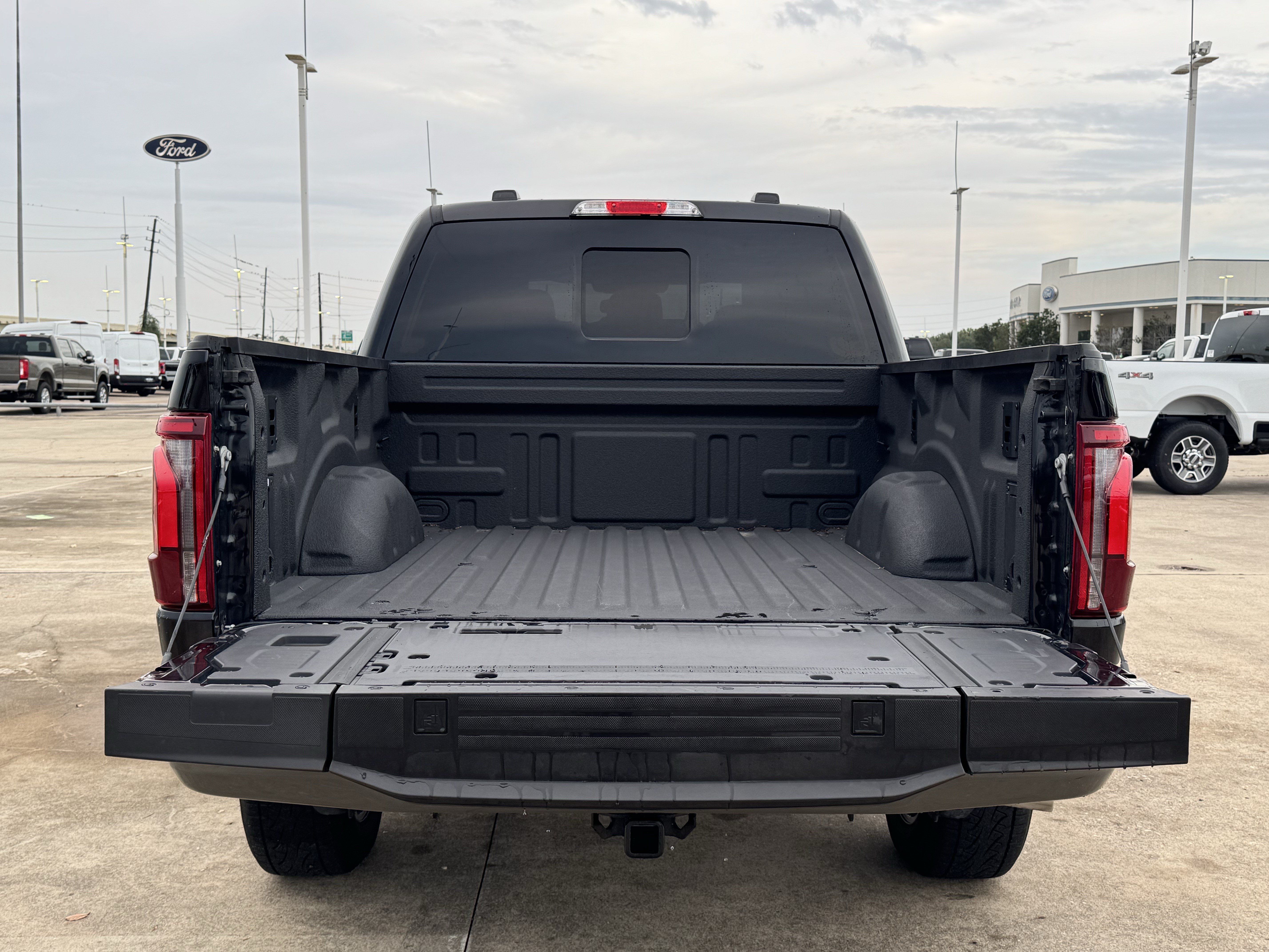 Used 2025 Ford F150 King Ranch w/ FX4 Off-Road Package AWD/4WD image 34