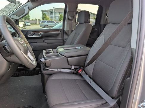 New 2026 GMC Sierra 1500 SLE w/ Preferred Package RWD image 18