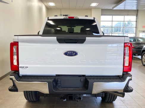 New 2026 Ford F250 XLT image 6