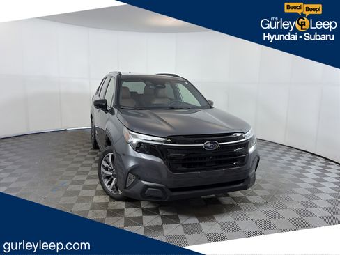 Used 2025 Subaru Forester Touring image 1