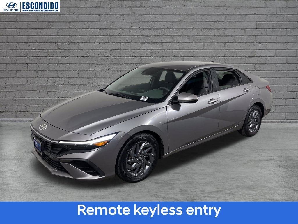 Certified 2024 Hyundai Elantra SEL FWD image 8