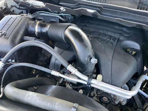 Used 2017 RAM 1500 Laramie w/ Convenience Group AWD/4WD image 32