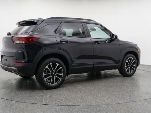 Used 2025 Chevrolet TrailBlazer LT w/ Driver Confidence Package AWD/4WD image 9