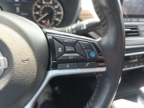Used 2021 Nissan Altima 2.5 SL FWD image 18