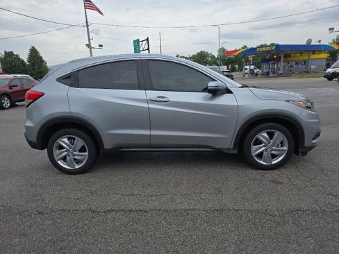 Used 2020 Honda HR-V EX image 2