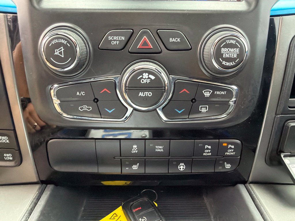 Used 2018 RAM 1500 Sport w/ Hydro Blue Sport Package AWD/4WD image 28