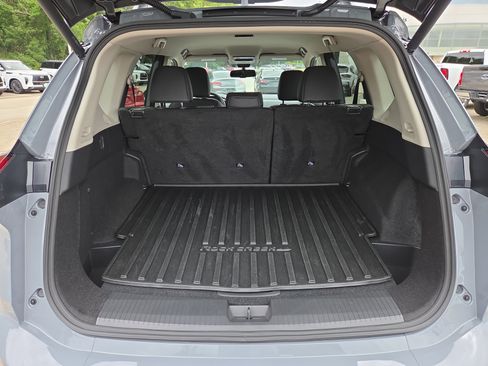 Used 2025 Nissan Rogue SV w/ Rock Creek Premium Package AWD/4WD image 9