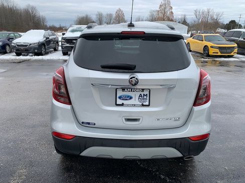 Used 2021 Buick Encore Preferred w/ Safety Package image 18